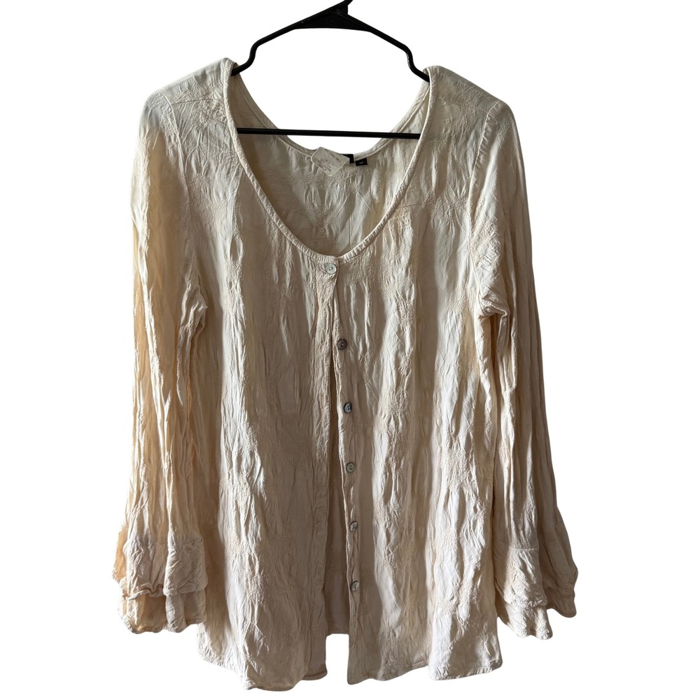 Street Wear Carole Little Cream Crinkle Rayon Embroidered Ruffle Bell Sleeve Top